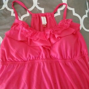 Flowy razor bank tank